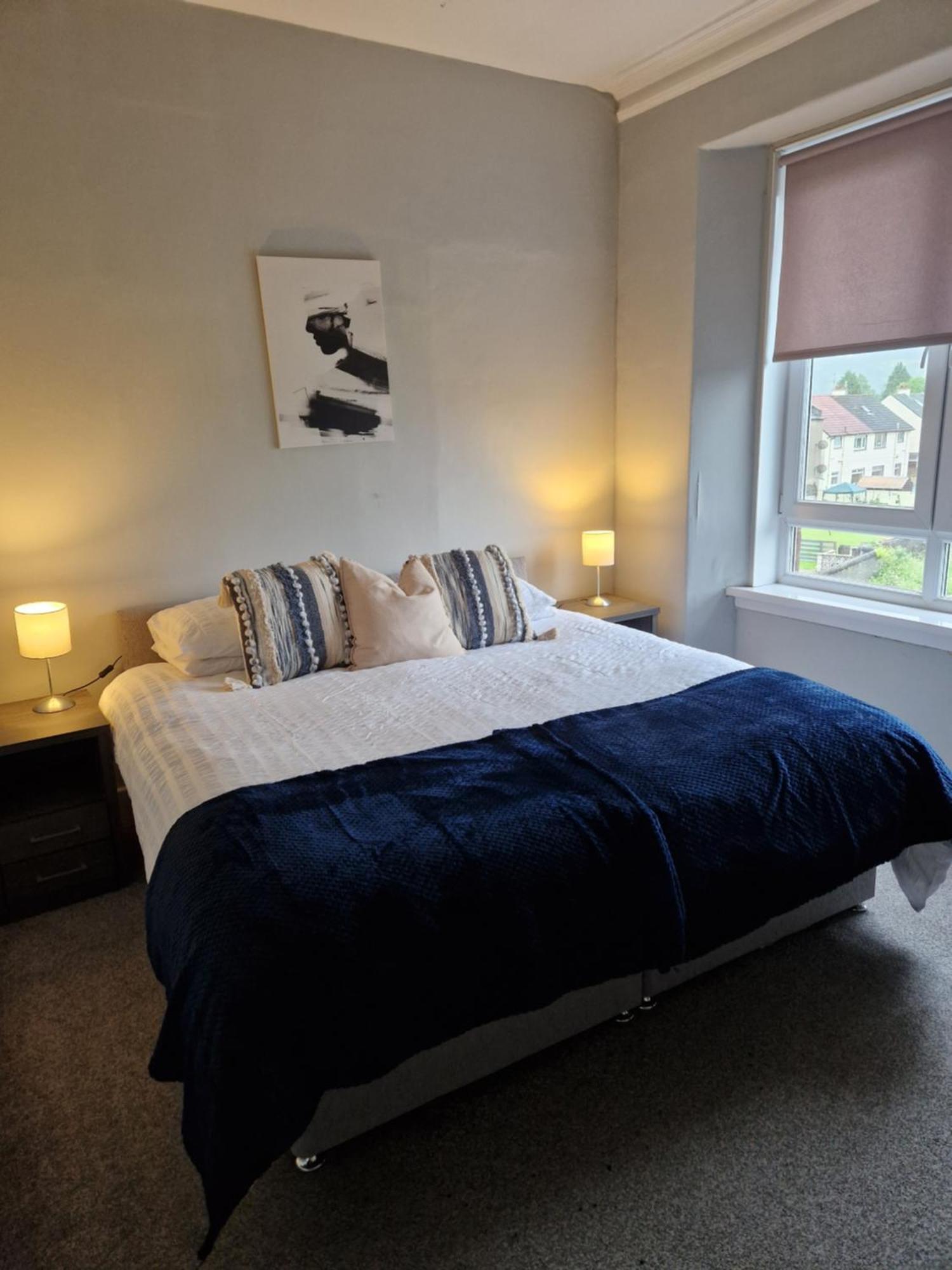 Star Apartment 邓巴顿 外观 照片
